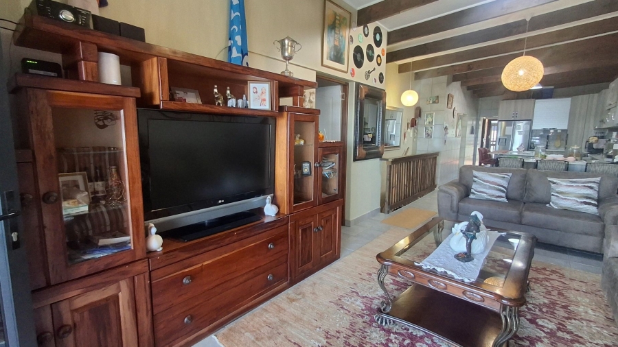 4 Bedroom Property for Sale in Dana Bay Western Cape